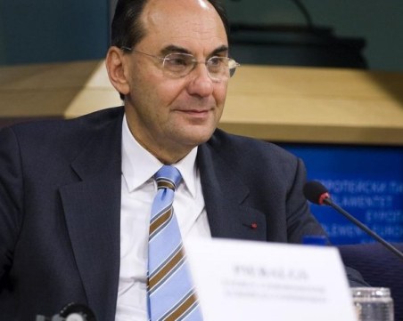 Висш испански политик е прострелян в лицето от мотоциклетист