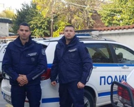 Полицаи помогнаха на припаднал шофьор в Хасково