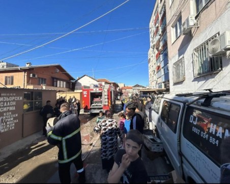 След екшъна в Столипиново: Иззеха оръжия от дома на мъжа, нападнал с чук съседа си