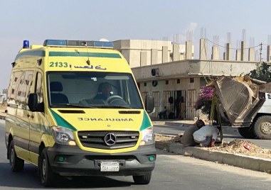 Главната болница в Ивицата Газа спря работа Лекари съобщиха че