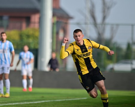 Дубълът на Ботев се справи със Созопол