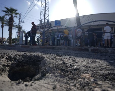 Израелски цивилни са били ранени при обстрел от ливанска страна