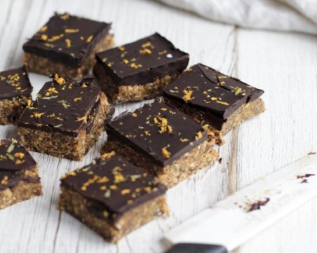 Вкусни домашни протеинови барчета с извара