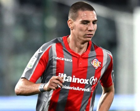 Антов с цял мач и асистенция при победа срещу Бреша