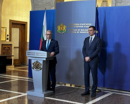 Николай Денков и Васил Терзиев проведоха среща в Министерския съвет