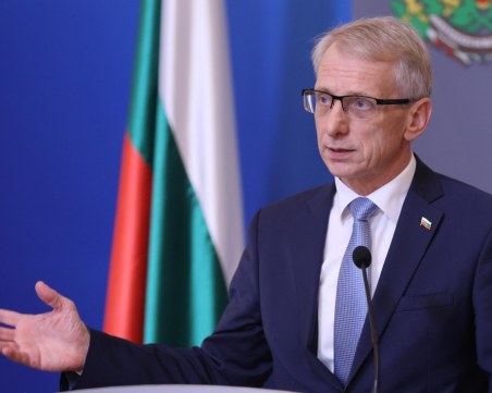 Правителството отпуска по 1512 лв. на 450 домакинства, пострадали от ураганния вятър