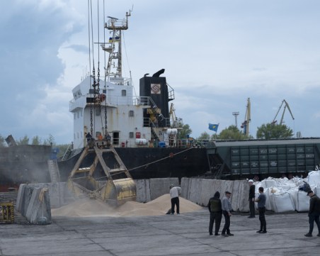 Русия е планирала кражба на зърно от Украйна и масов глад година преди войната