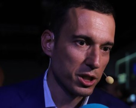 Васил Терзиев към протестиращите: Кофите за боклук не са виновни за футбола