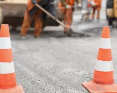 Временна организация на движението на подлеза до УХТ в Пловдив този уикенд