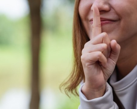 Запазването на някои неща в тайна може да е полезно за настроението