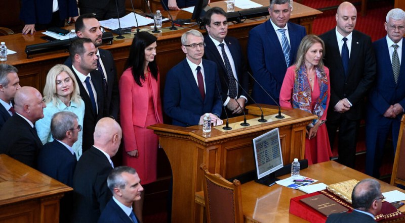 Кабинетът „Денков” оцеля след втория вот на недоверие, БСП поиска прегласуване