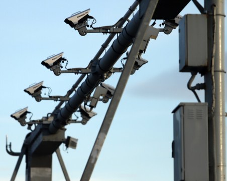 Камерите на тол управлението вече ще заснемат и превишената скорост