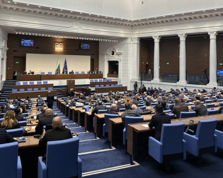 НС не събра кворум, регистрираха се едва 78 депутати