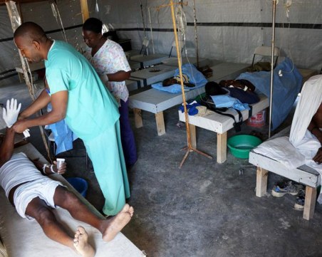 Извънредно положение в Зимбабве заради епидемия от холера, над 7000 са заразениж