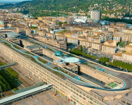 Писта на покрива на сграда - мястото, където Фиат тестваше своите автомобили в Торино