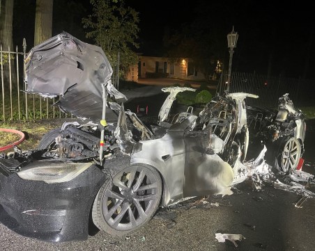 По-застрашени ли са от запалване електрическите коли? Как се реагира при инцидент