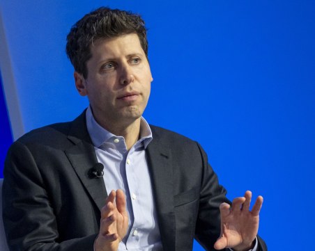 Създателят на ChatGPT бе изгонен от борда на директорите в ОреnАІ