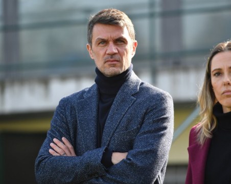 Спрягат Паоло Малдини за революцията в Манчестър Юнайтед с влизането на Ратклиф