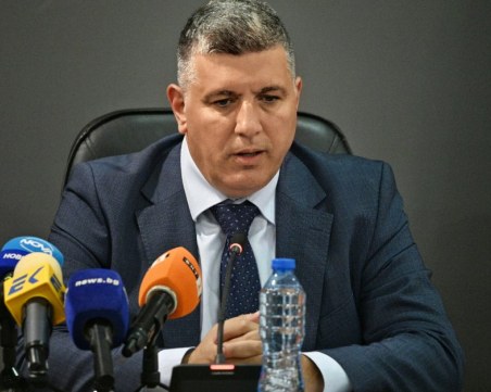 Цеков: 1583 снегорина са в очакване на първия сняг в цялата страна, имаме пълна мобилизация