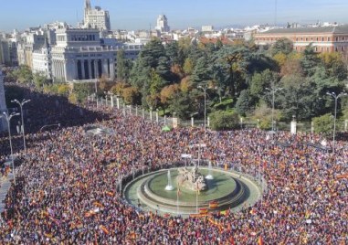 Продължават масовите протести в Испания Този уикенд около 170 хиляди