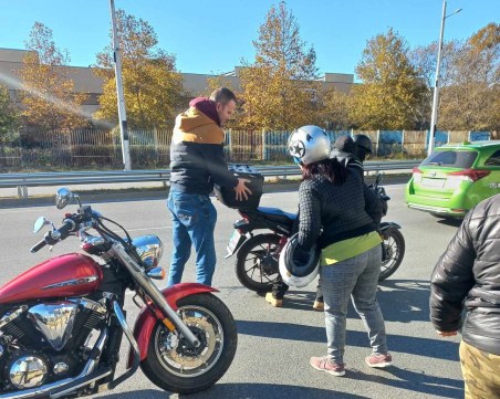 Без сериозни щети в „Тракия” след силния вятър, Георги Гатев помогна на моторист след ПТП