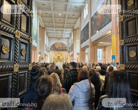 Католиците с благотворителни базари в Пловдив и Раковски