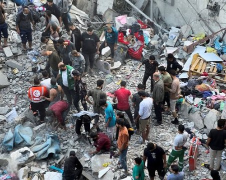 Палестина: 80 са загинали при израелски удари по бежански лагер на ООН