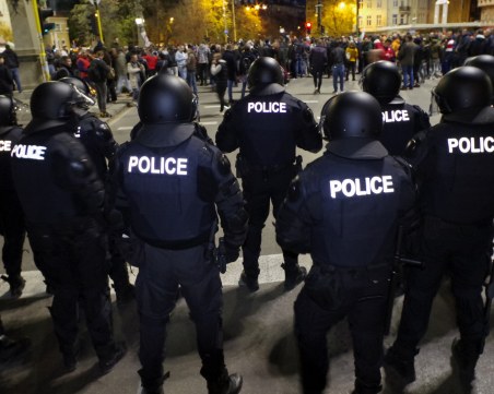 Жандармерист, бил на първа линия на протеста в София: Оцелиха ме с камък, бях в болница