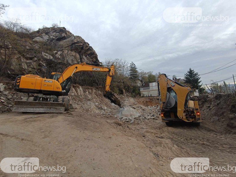 Багери къртят скали на метри от защитената зона на Бунарджика заради строеж на къща