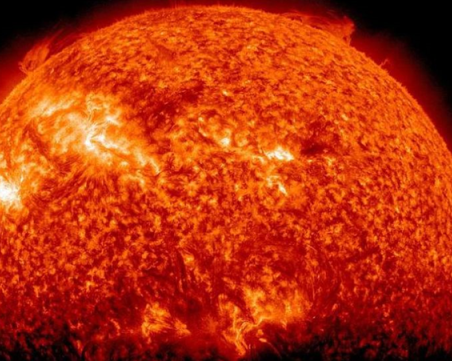 Геомагнитни бури ще обхванат Земята през следващите 14 дни