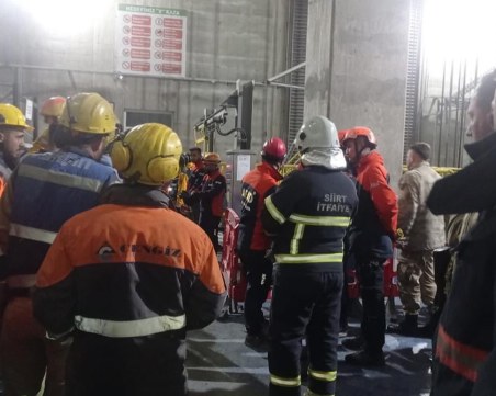 Мина се срути в Турция, има загинали и ранени