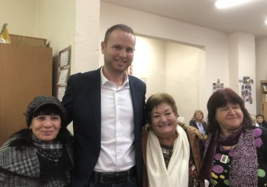 Кметът на район Тракия Георги Гатев посети Клуба на инвалида