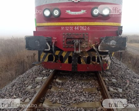 Един човек е болница след катастрофата между камион и влак в Пловдивско