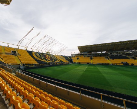 Официално: Ботев пуска всички сектори за двубоя с Пирин