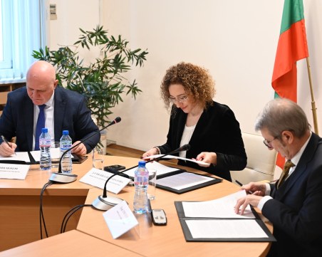 Три министерства с подкрепа към децата със специални потребности