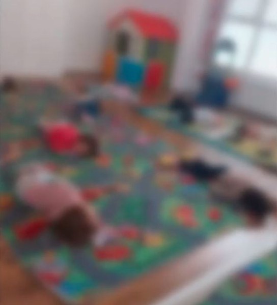 Родители: Децата ни спят на земята в детска градина в София, понякога не ги хранят