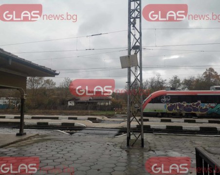 Влак прегази мъж до гарата в Баня