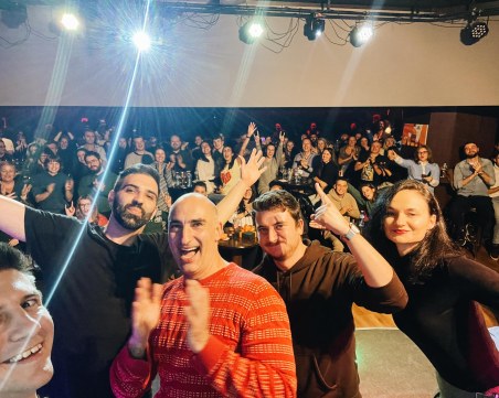 Комедианти „чупят ребра” от смях в Plovdiv Event Center
