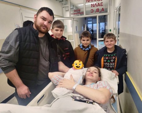 Световният шампион Александър Команов стана баща за 5 път!