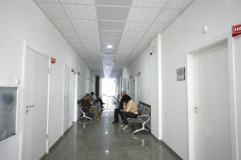 Лекарите в България над 32 000, медицинските сестри – по-малко
