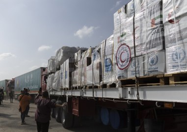Общо 61 камиона с хуманитарна помощ пристигнаха в северната част