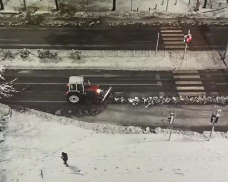 Екипи и техника на ОП „Чистота” работят на терен в Пловдив