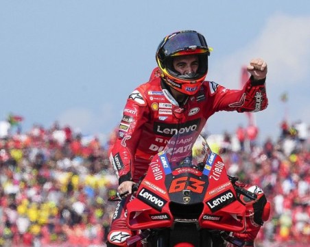 Франческо Баная стана за втора поредна година световен шампион в Moto GP