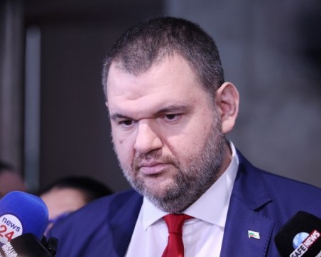 Пеевски: Г-н Денков, сняг онлайн не се чисти