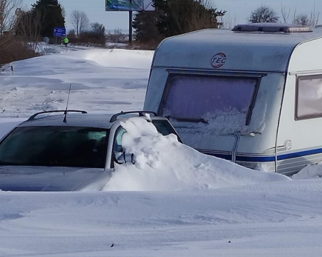 Спасиха семейството, бедстващо край прохода Шипка