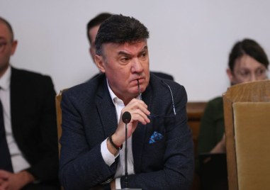Президентът на Българския футболен съюз Борислав Михайлов подаде оставка Това