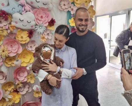 Легендарният футболист на Ботев Пловдив - Гено Добревски стана дядо