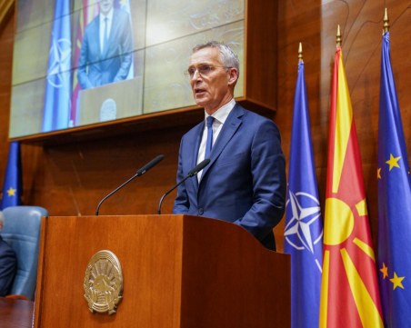 НАТО: Украйна възстанови половината от завзетите земи