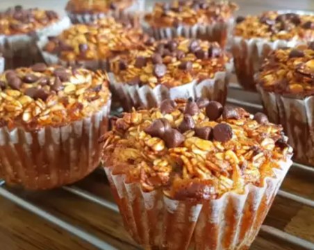 Здравословни бананови мъфини с овесени ядки