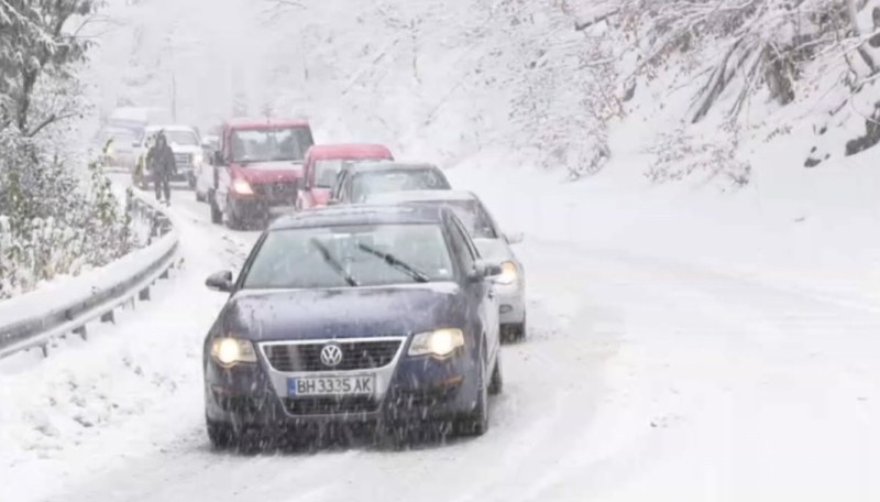 Агенция Пътна инфраструктура“ (АПИ) ще наложи санкции на снегопочистващите фирми, които
